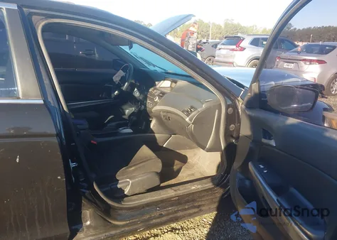 2008 Honda Accord 2.4 Ex z USA, uszkodzony, nr VIN 1HGCP26728A034604